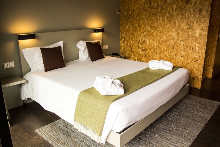 Room 10 of 51