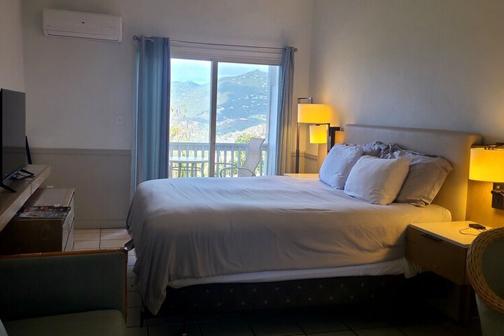 Room 9 of 111