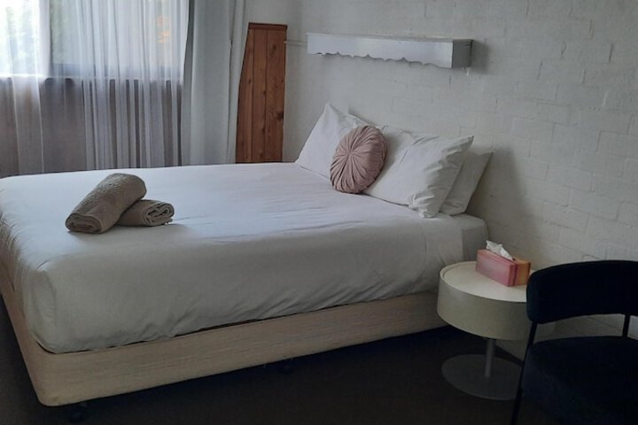 Room 10 of 21