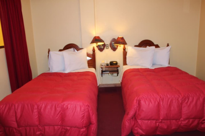 Room 8 of 14