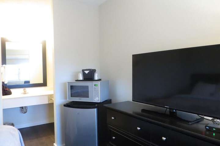 Room 11 of 51