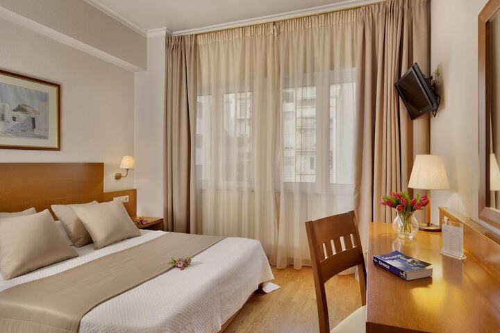 Room 22 of 52