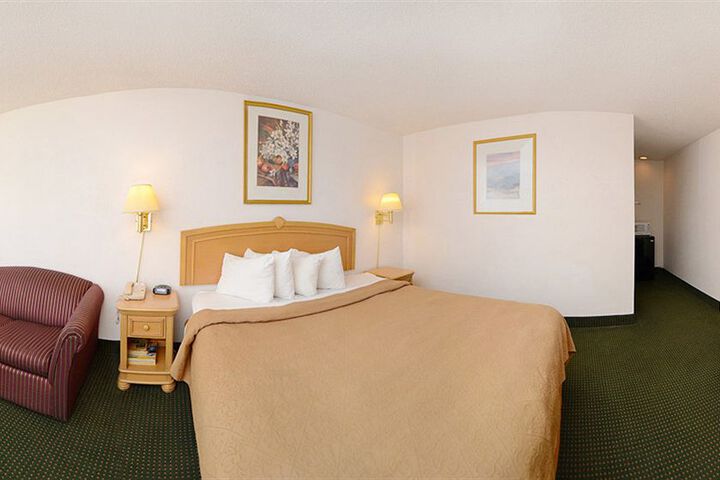 Room 30 of 70