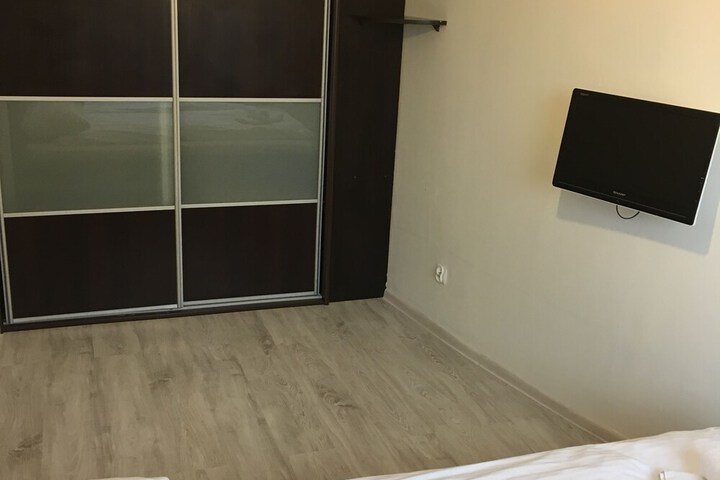 Room 10 of 113