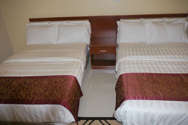 Room 7 of 29