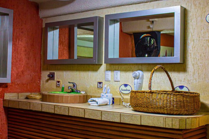 Room 29 of 46