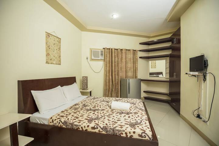 Room 3 of 42