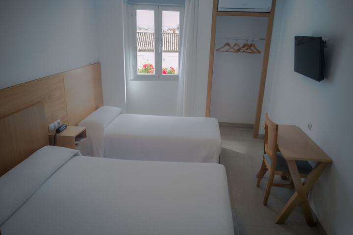 Room 12 of 45