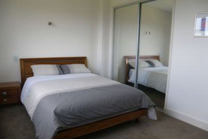 Room 8 of 20