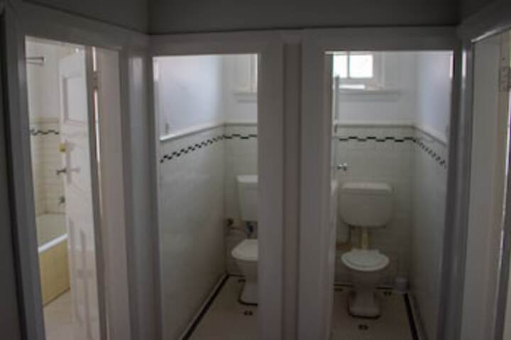 Room 43 of 63
