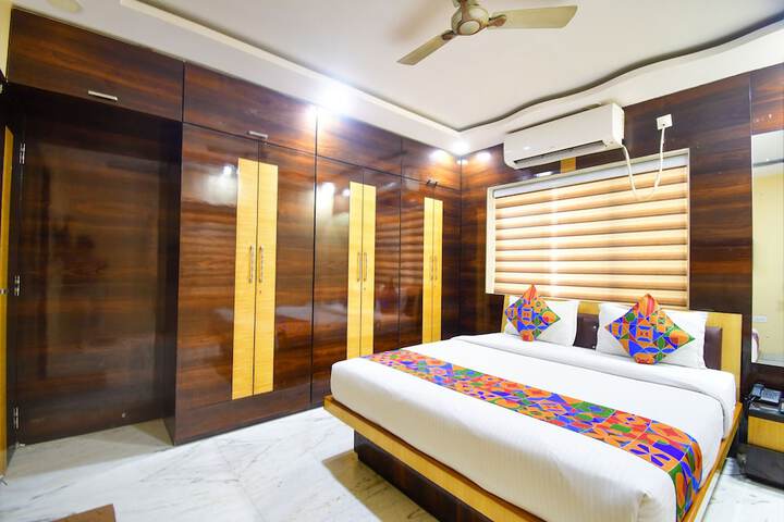 Room 12 of 29