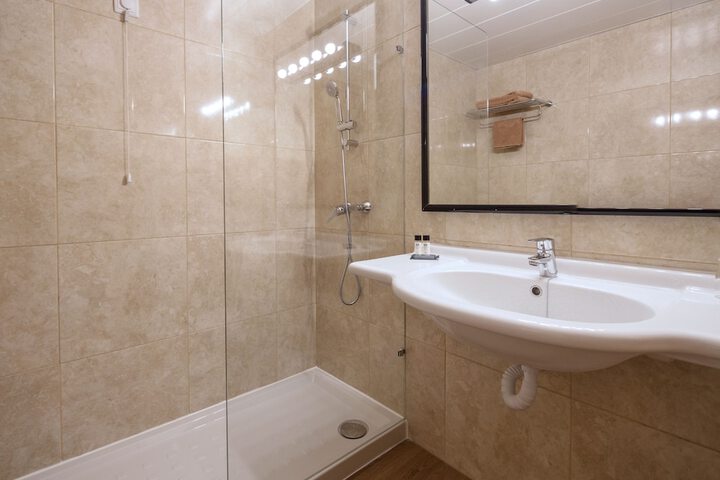 Bath Interior