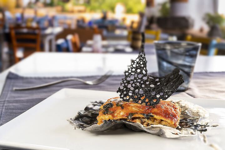 Dining 54 of 78