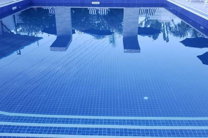 Pool 43 of 120