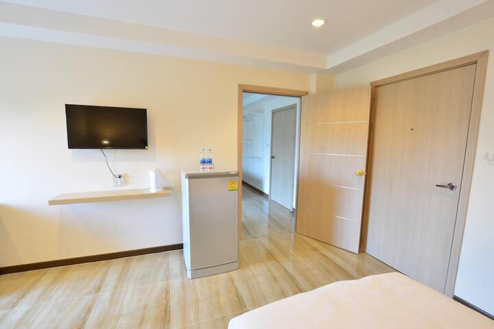 Room 6 of 54