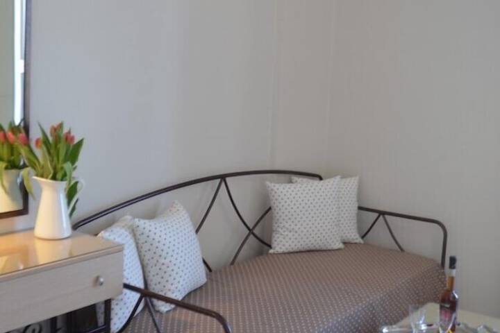 Room 17 of 22