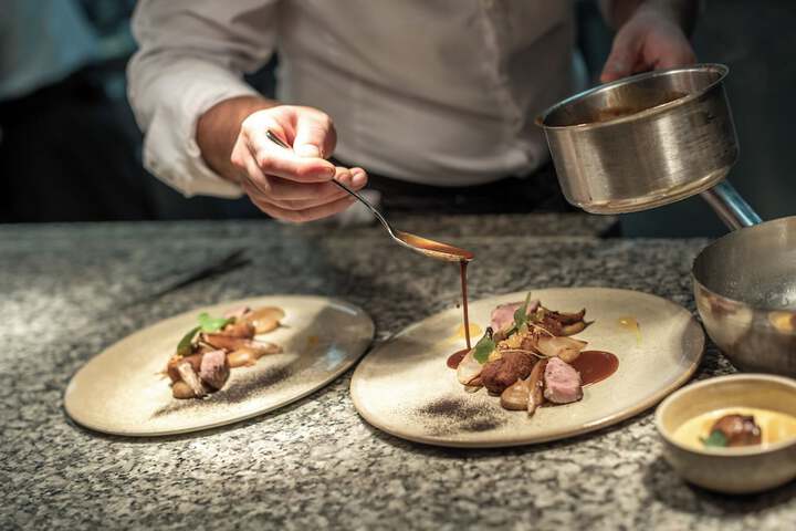 Dining 57 of 75