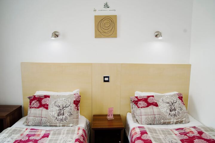 Room 30 of 104