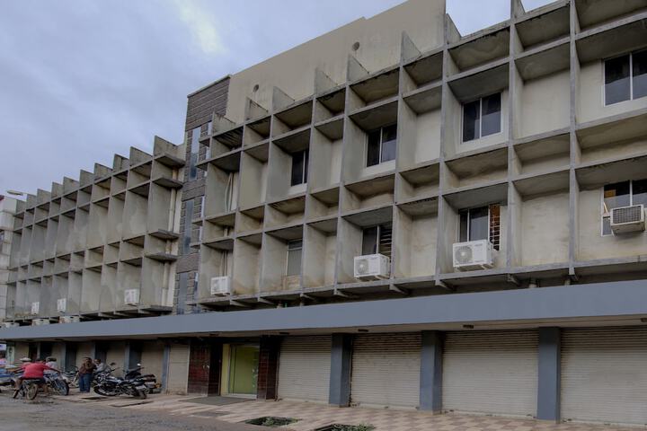 Hotel 7 of 8
