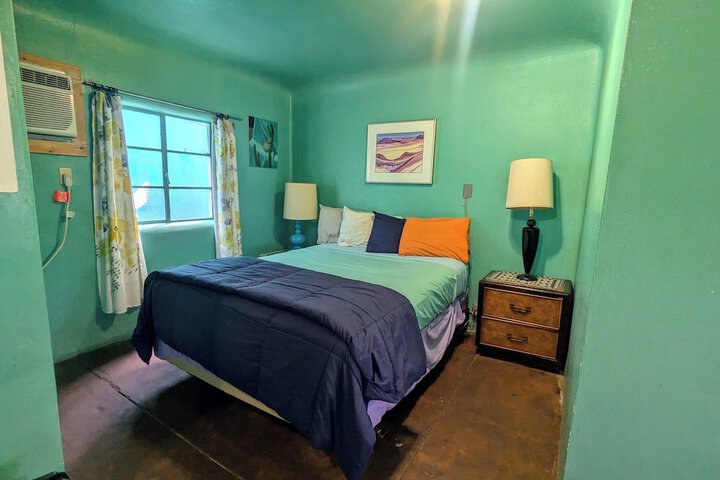Room 71 of 276