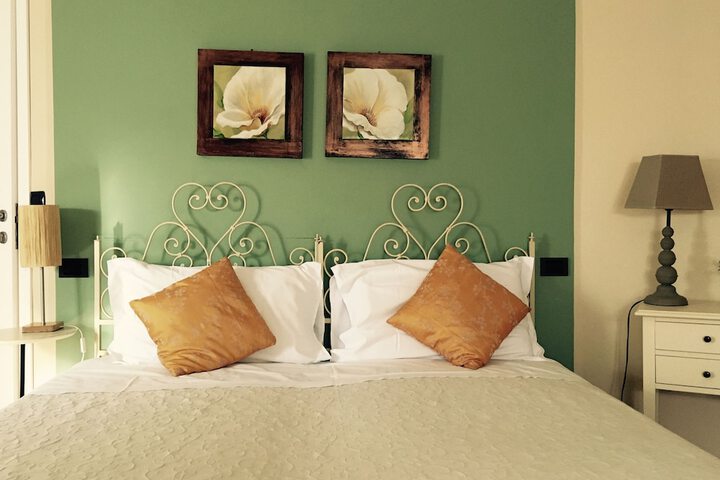 Room 15 of 44