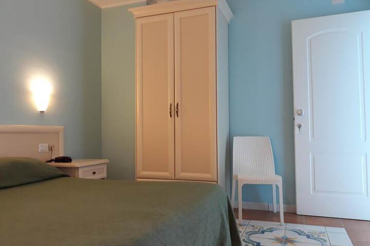 Room 10 of 57