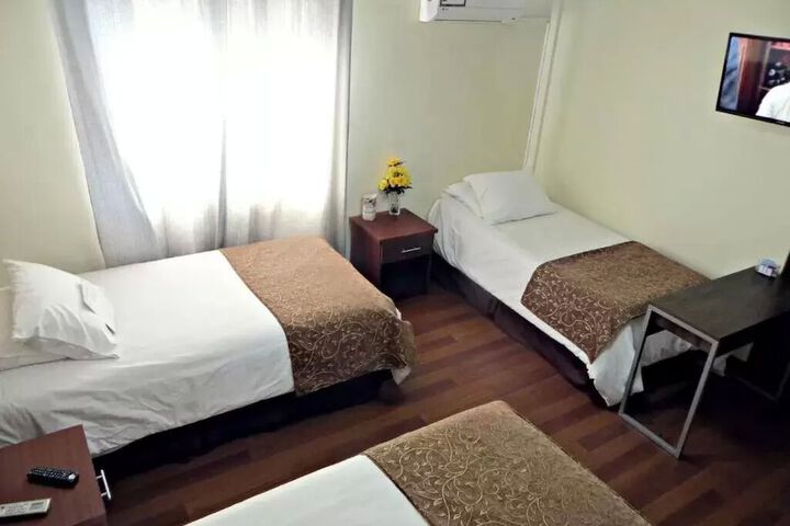 Room 22 of 48