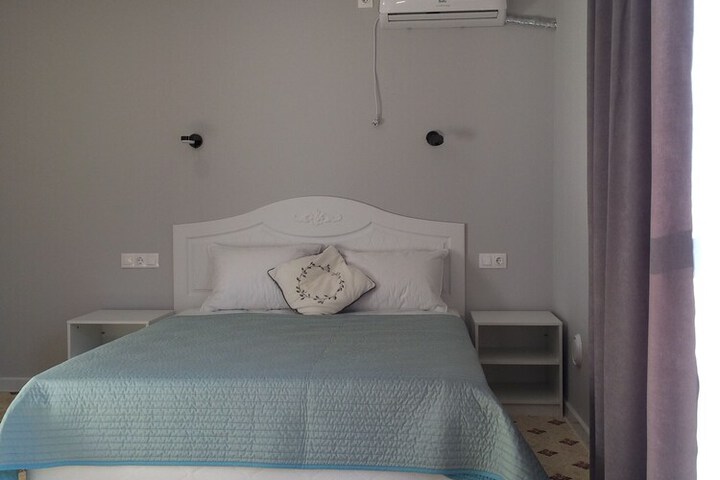 Room 14 of 30