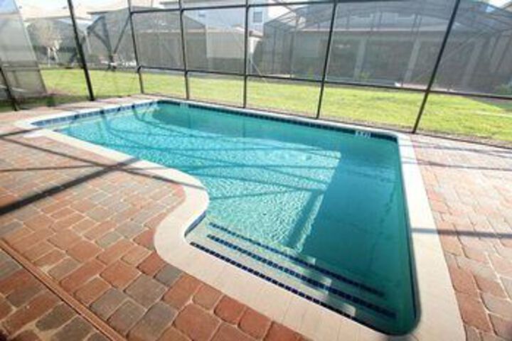Pool 69 of 91