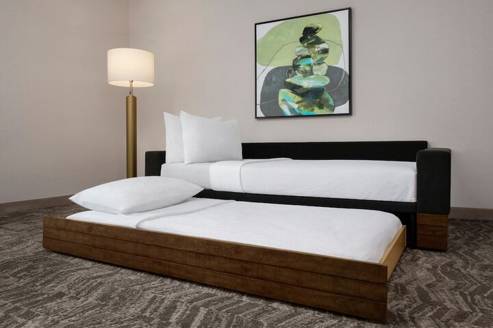 Room 3 of 29