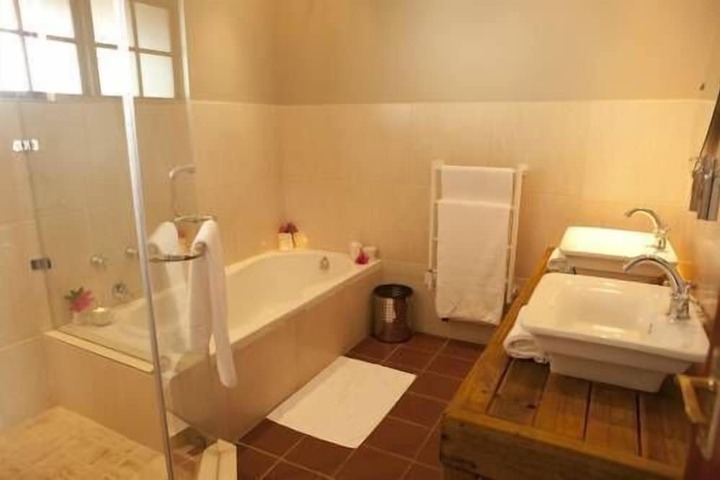 Bathroom Interior Photo