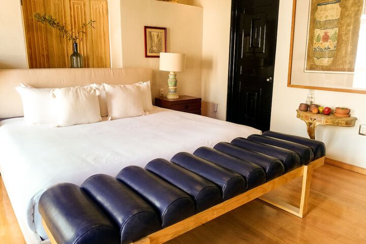 Room 13 of 30