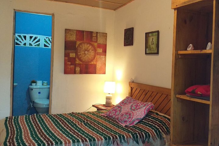 Room 16 of 46