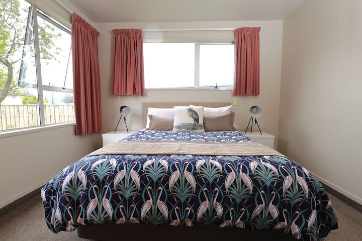 Room 33 of 73
