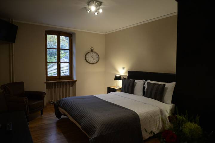 Room 7 of 45