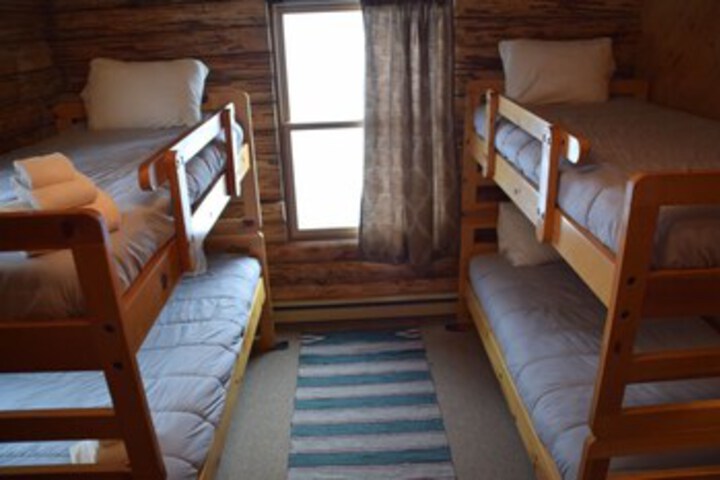 Room 28 of 32