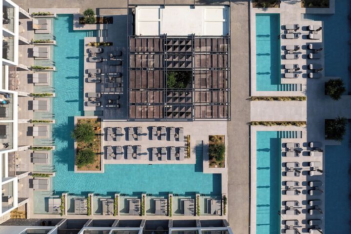 Hotel 55 of 57