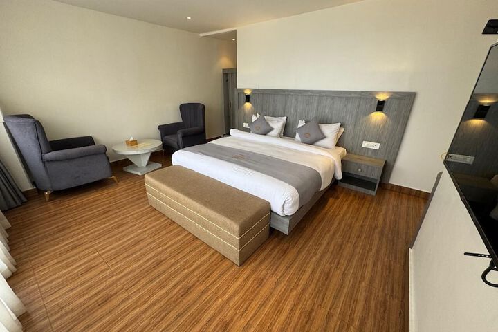 Room 14 of 29