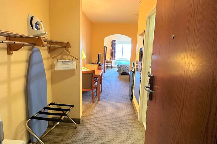 Room 42 of 56