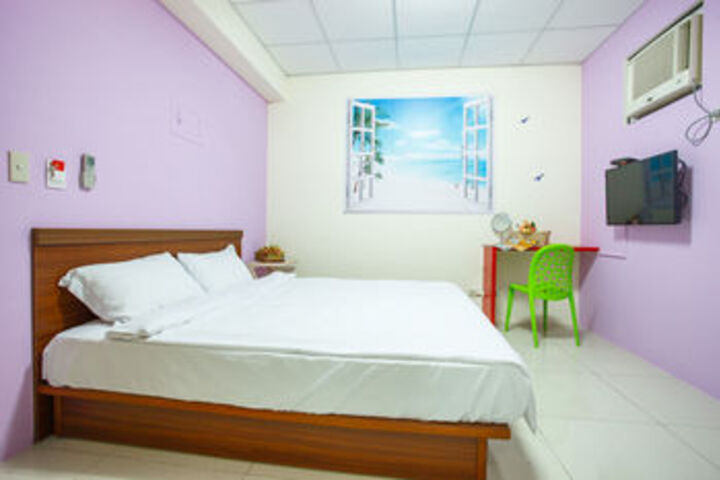 Room 78 of 89