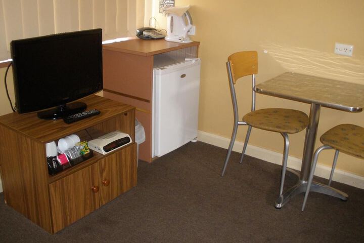 Room 8 of 35