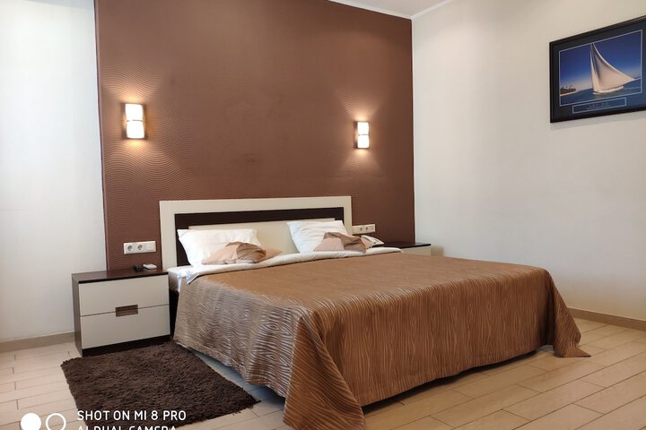 Room 4 of 29