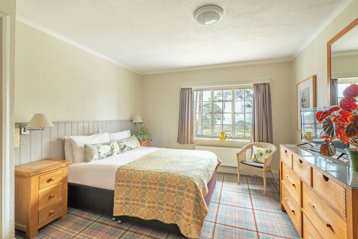 Room 21 of 68
