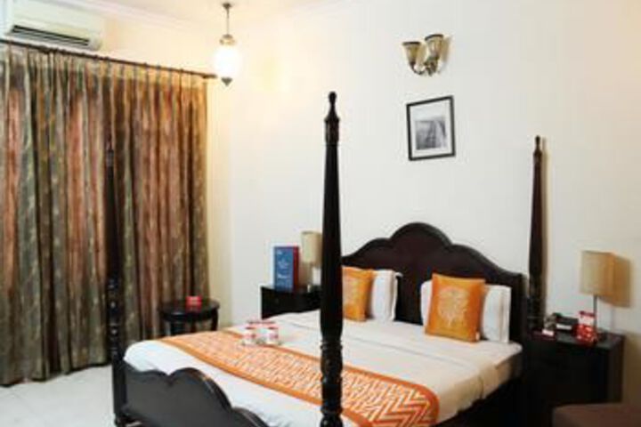 OYO Rooms Near Cyber Park