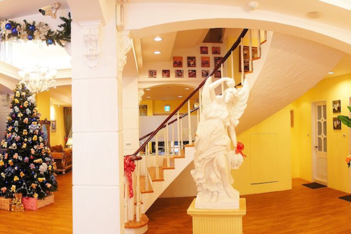 Hotel Interior 10 of 50