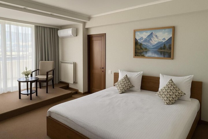 Room 3 of 10