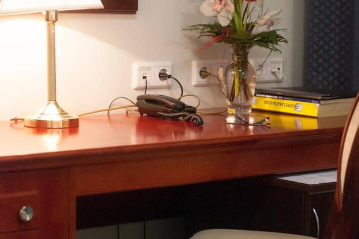 Room 8 of 45