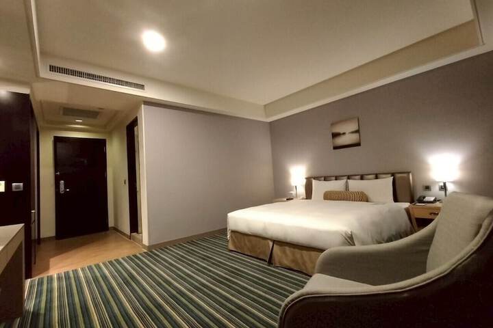 Room 43 of 88