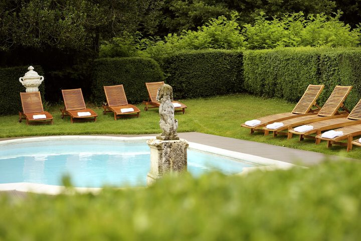 Pool 14 of 34