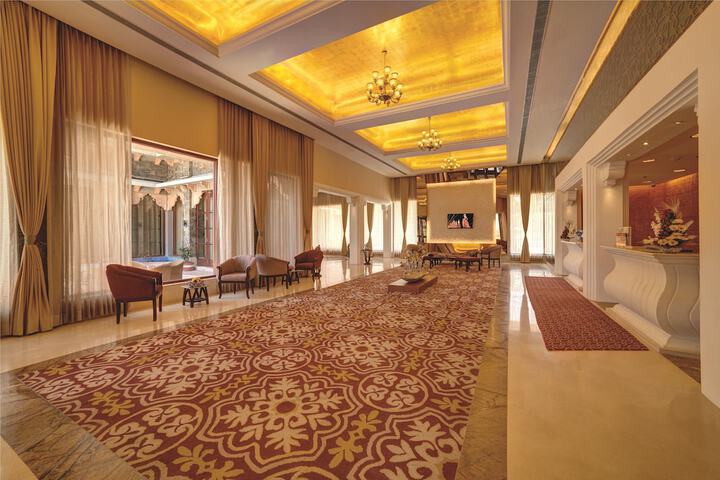 Hotel 2 of 99